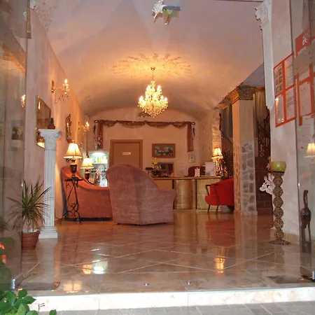 Family Tropicana Отель 2*