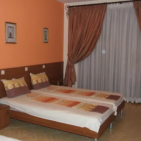 Family Tropicana 2* Ravda