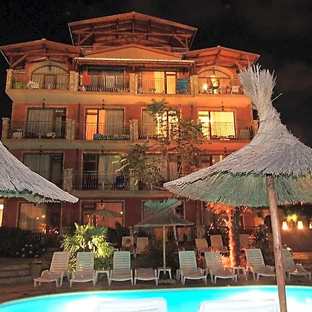 Family Tropicana 2*