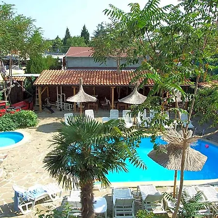 Hotel Family Tropicana 2*
