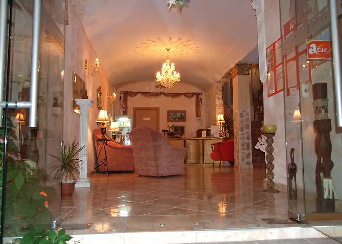 Family Tropicana Отель 2*