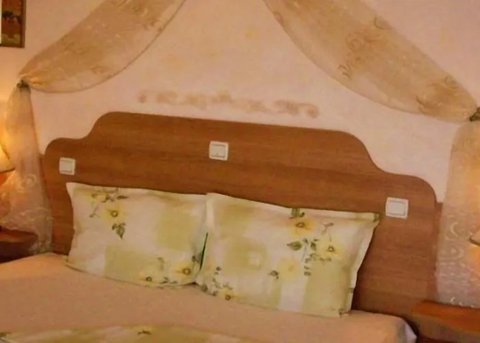 Family Tropicana 2* Равда