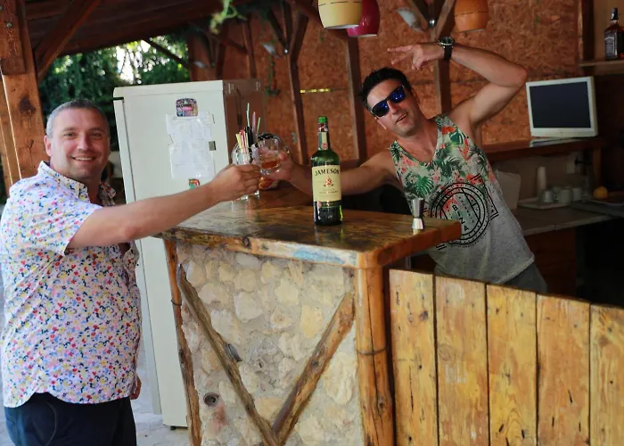 Family Tropicana Равда